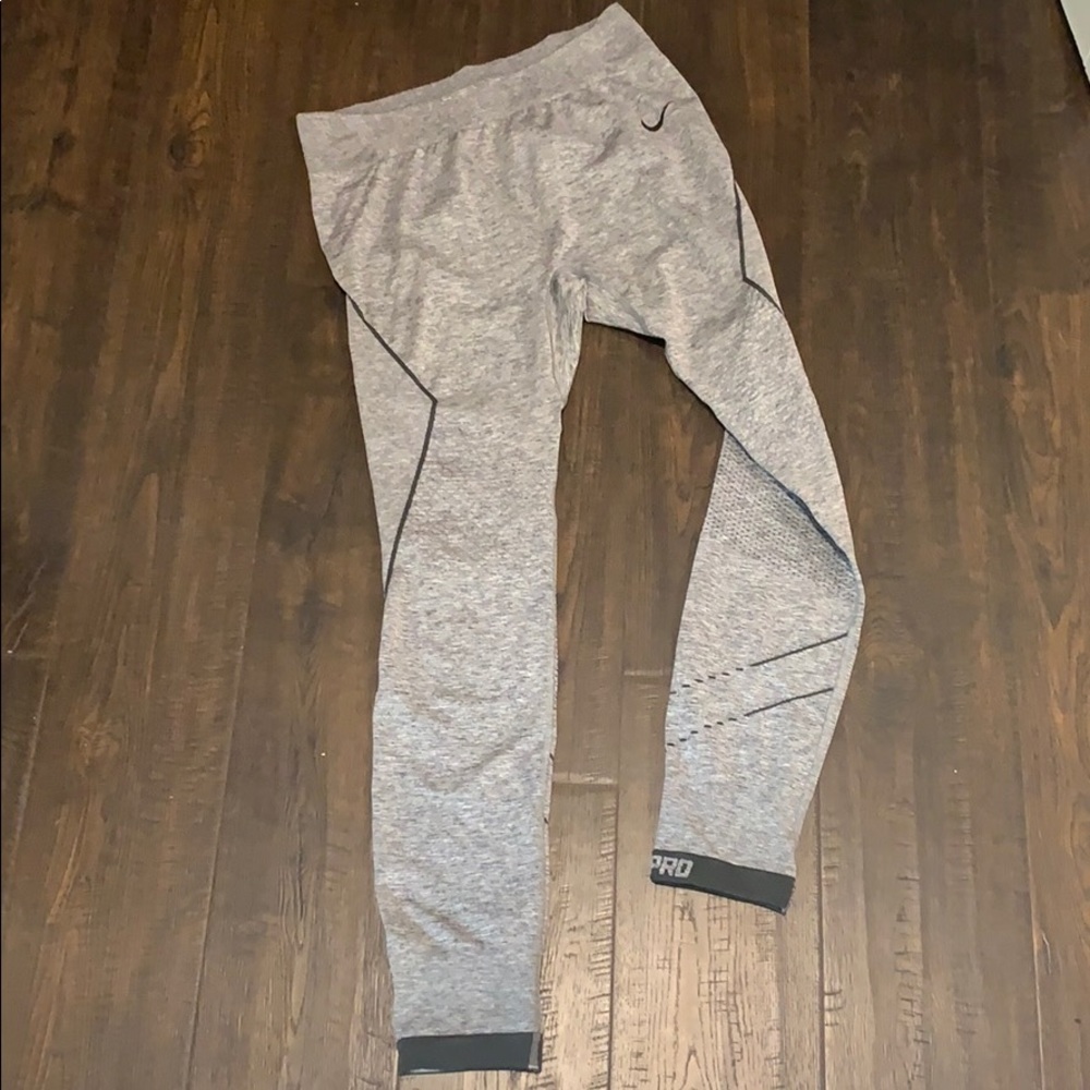 Nike grey leggings